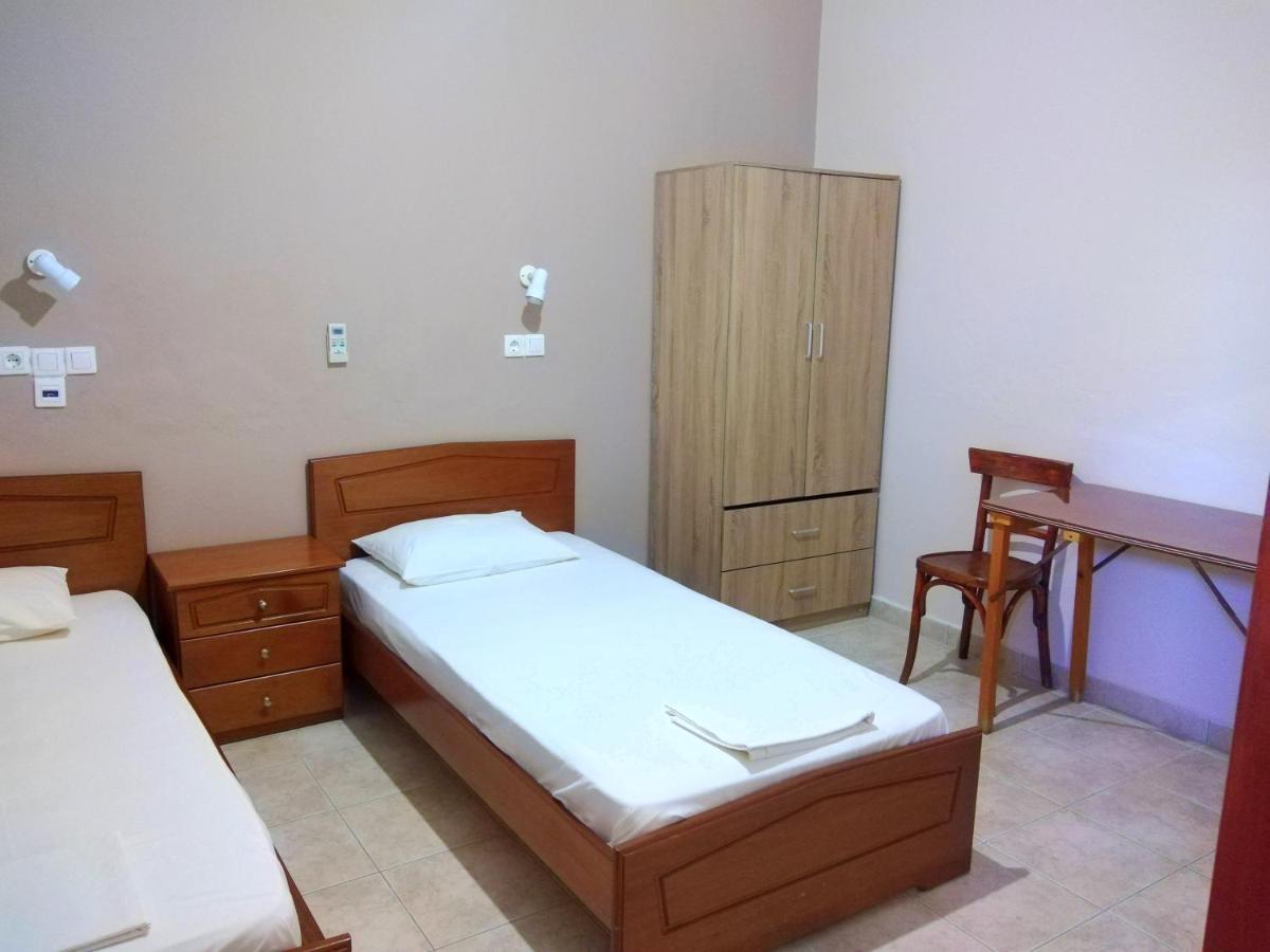 Rooms-Studio Anagnostou Loutra Edipsou  Eksteriør billede