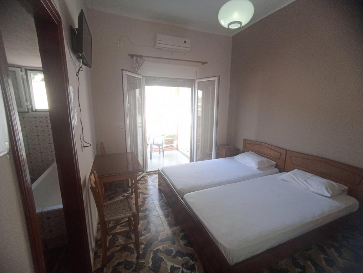 Rooms-Studio Anagnostou Loutra Edipsou  Eksteriør billede